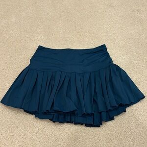 Good hinge dark blue/green tennis skirt